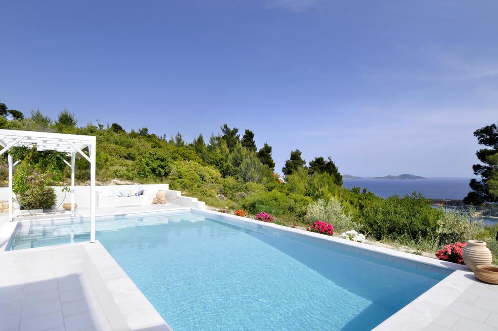 Anemolia Villas With Private Pools Near The Most Beautiful Beaches Of Alonissos Isomata Extérieur photo